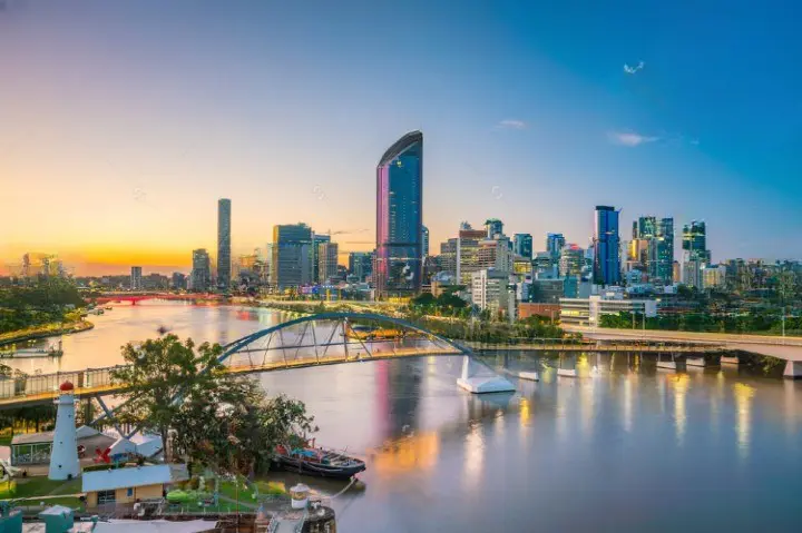 stock-photo-brisbane-city-skyline-and-brisbane-river-at-twilight-in-australia-657755617_cleanup