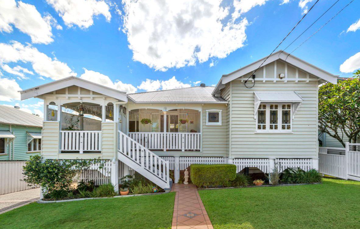 6656e70c78fc9_Queenslander-house1